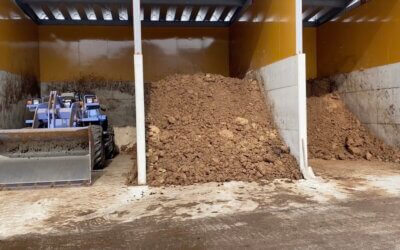 攪拌・切り返し不要！戻し堆肥の作り方